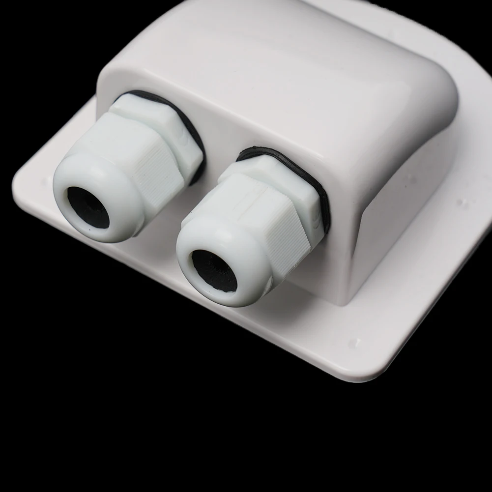 RV Solar Cable Guide Connection Box for Motorhome Yacht Deck and Flat Roof Photovoltaic Mounting with Dual Entry Ports