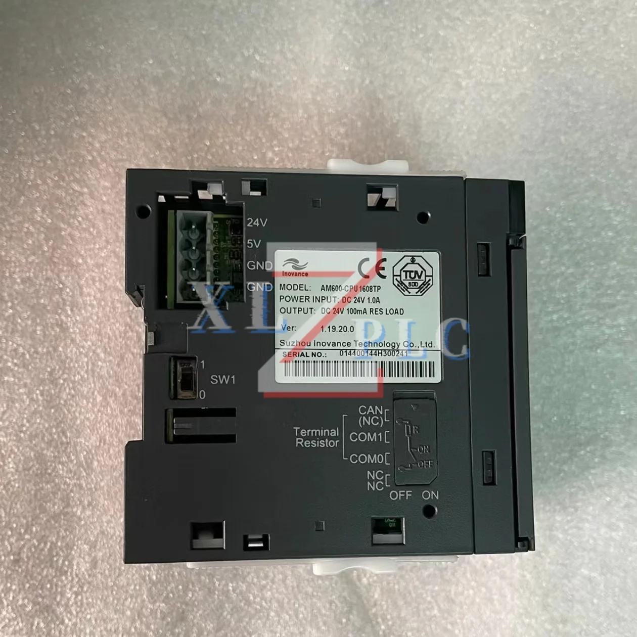 상자에 새로운 plc 모듈 AM600-4PME AM600-4PT AM600-CPU1608TN AM600-CPU1608TP