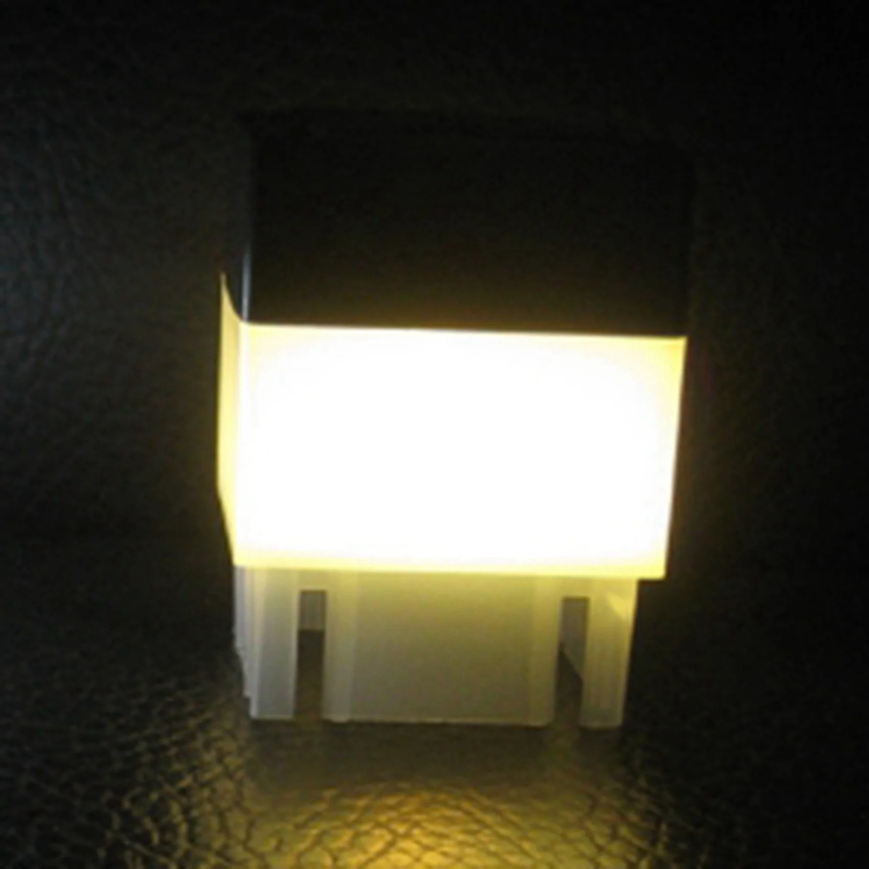 

Солнечный светильник L60A 2X LED для столбов, на солнечной энергии, для наружного освещения заборов, ворот, столбов, для сада и двора (теплый свет)