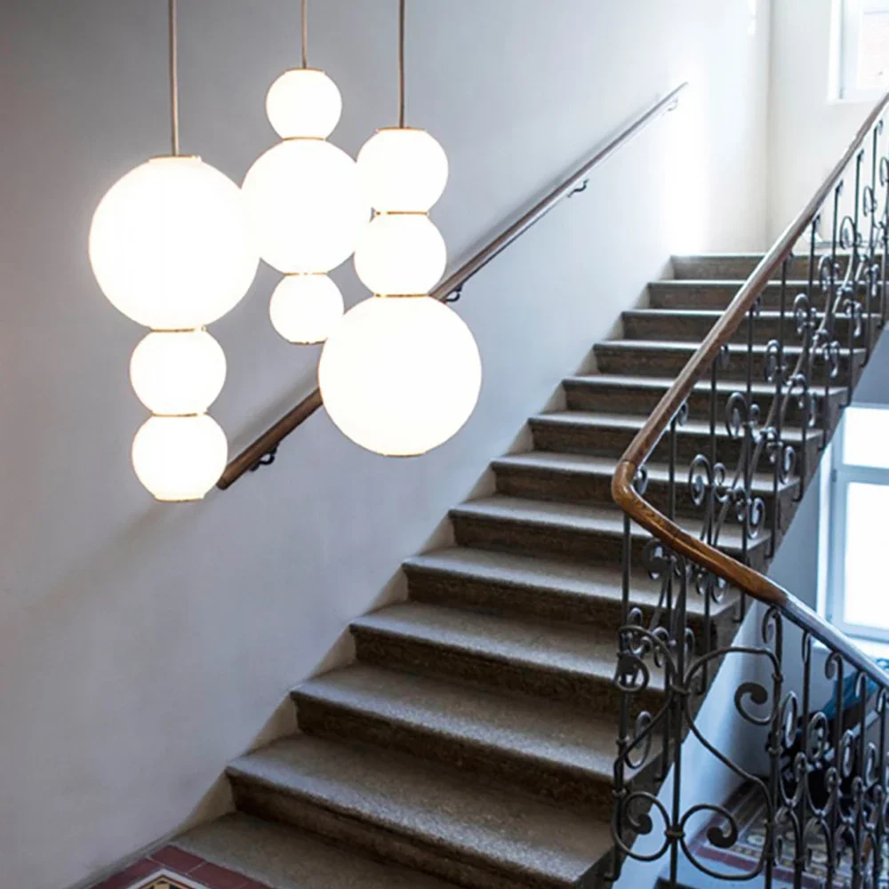 Lampe LED suspendue en forme d'escalier en spirale, design art moderne, luminaire décoratif d'intérieur, haut de gamme, idéal pour une villa, un salon, une salle à manger ou un chevet