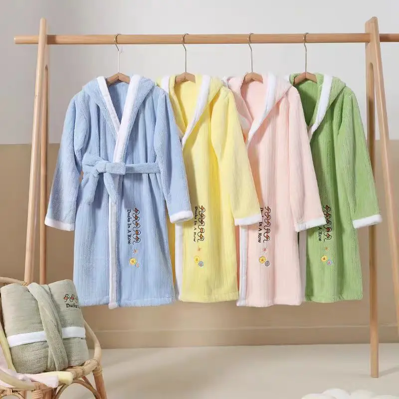 2026 model children's bathrobe with winter hood and class A coral fleece bathrobe for children aged 6 to 12, quick-drying and wa