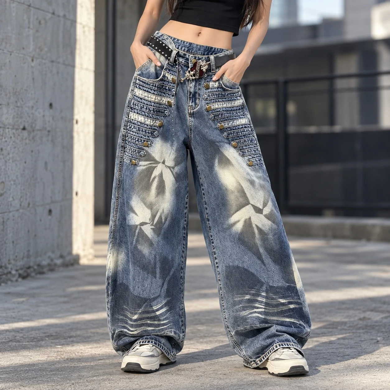 Wide Leg Loose Fit Belt Mid Waist Women Jeans with Washed Finish Ripped Rivets Distressed Whiskering Ins Style Streetwear Autumn