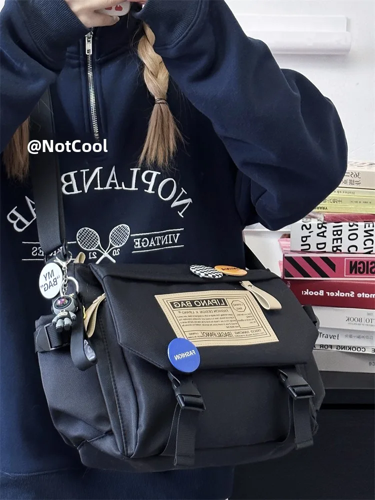

Casual Canvas Commuter Bag Large Capaci Slant Cross American Retro Mailman Bag Student Bapa Hong Kong Sle Workwear