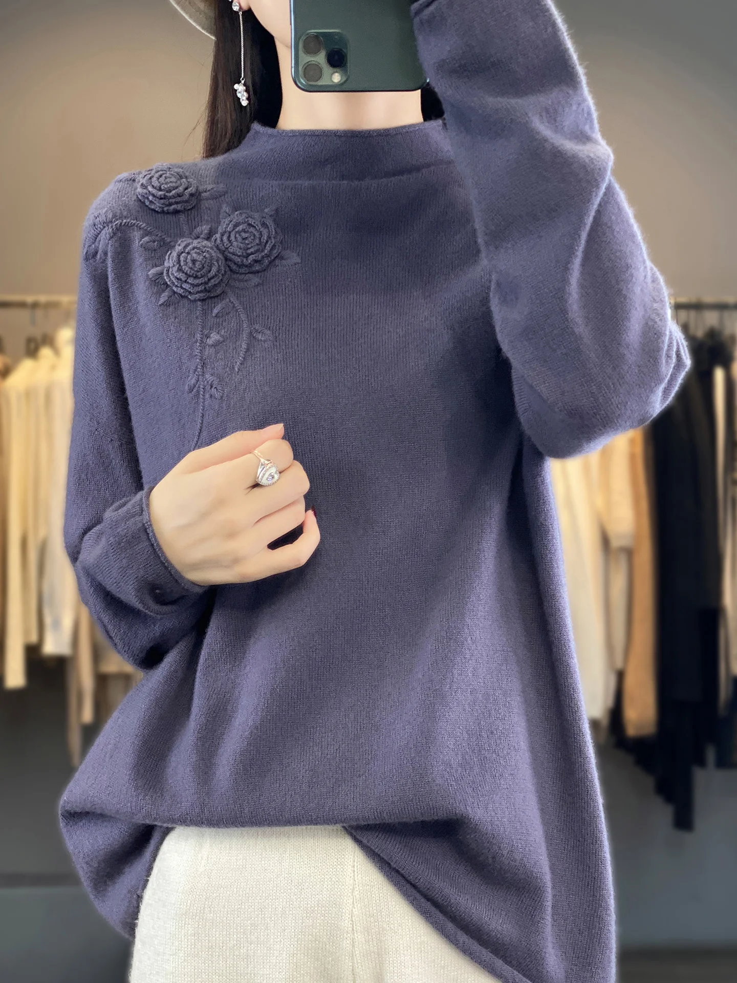 Women Autumn Winter 100% Merino Wool Pullover, Round Neck Hand Sewn 3D Flower Embroidery Loose Warm Knit Jumper for Daily Wear