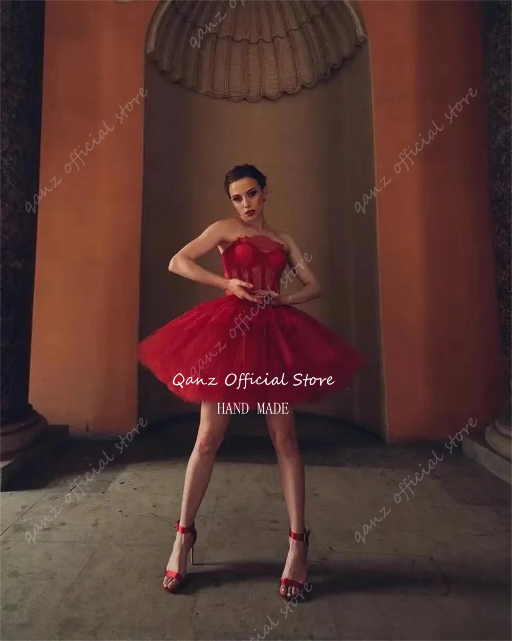 Qanz-Vestido De baile De graduación rojo para mujer, traje De tul con volantes, fruncido sin tirantes, Apliques De encaje, trajes De cumpleaños, Vestido corto De lujo De Fiesta