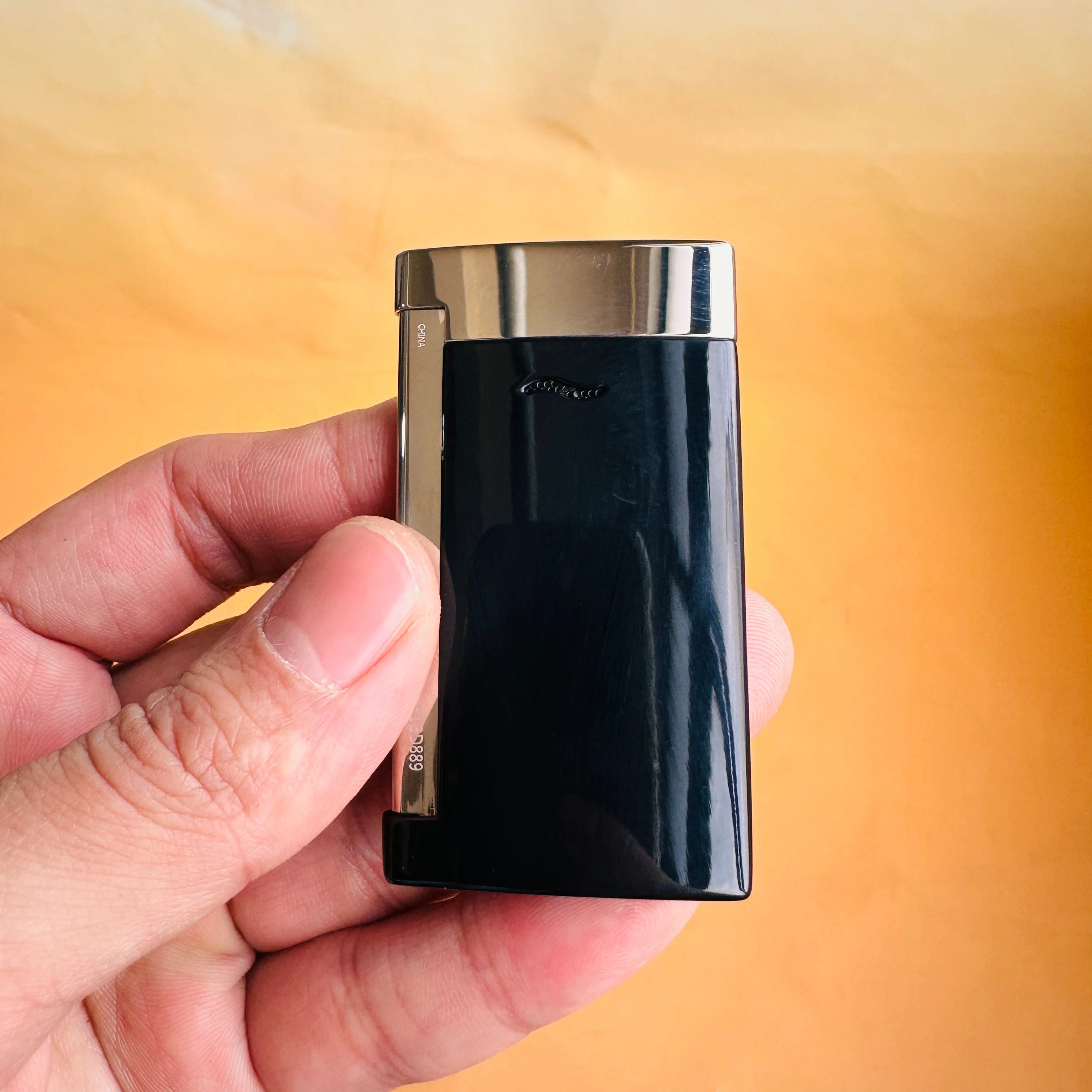 Dupont lighter Luxe merk-aanstekers op maat — Winddichte vlammen op maat — Alle stijlen inclusief geschenkverpakking Dupont logo