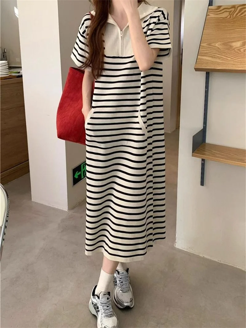 ファッションポロネックストライプ半袖ワンピース 2025 新作 夏 ルーズ Aライン ロングワンピース 韓国風 カジュアル Tシャツワンピース レディース