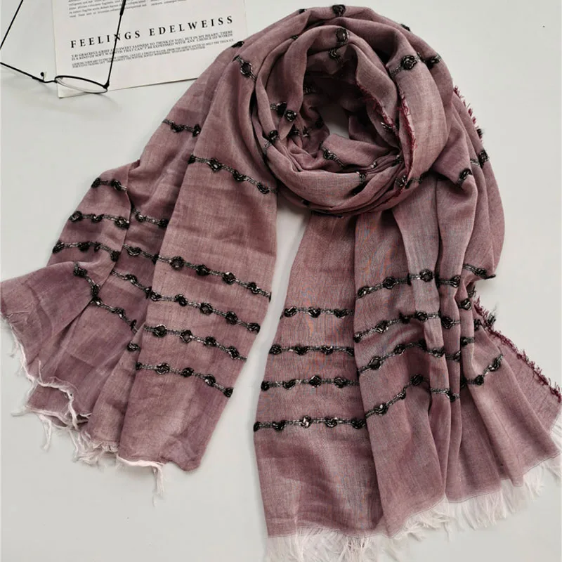 

2023 Newest Women Yarn Dyed Lurex Scarf Cotton Frayed Scarf Shawls 6Colors