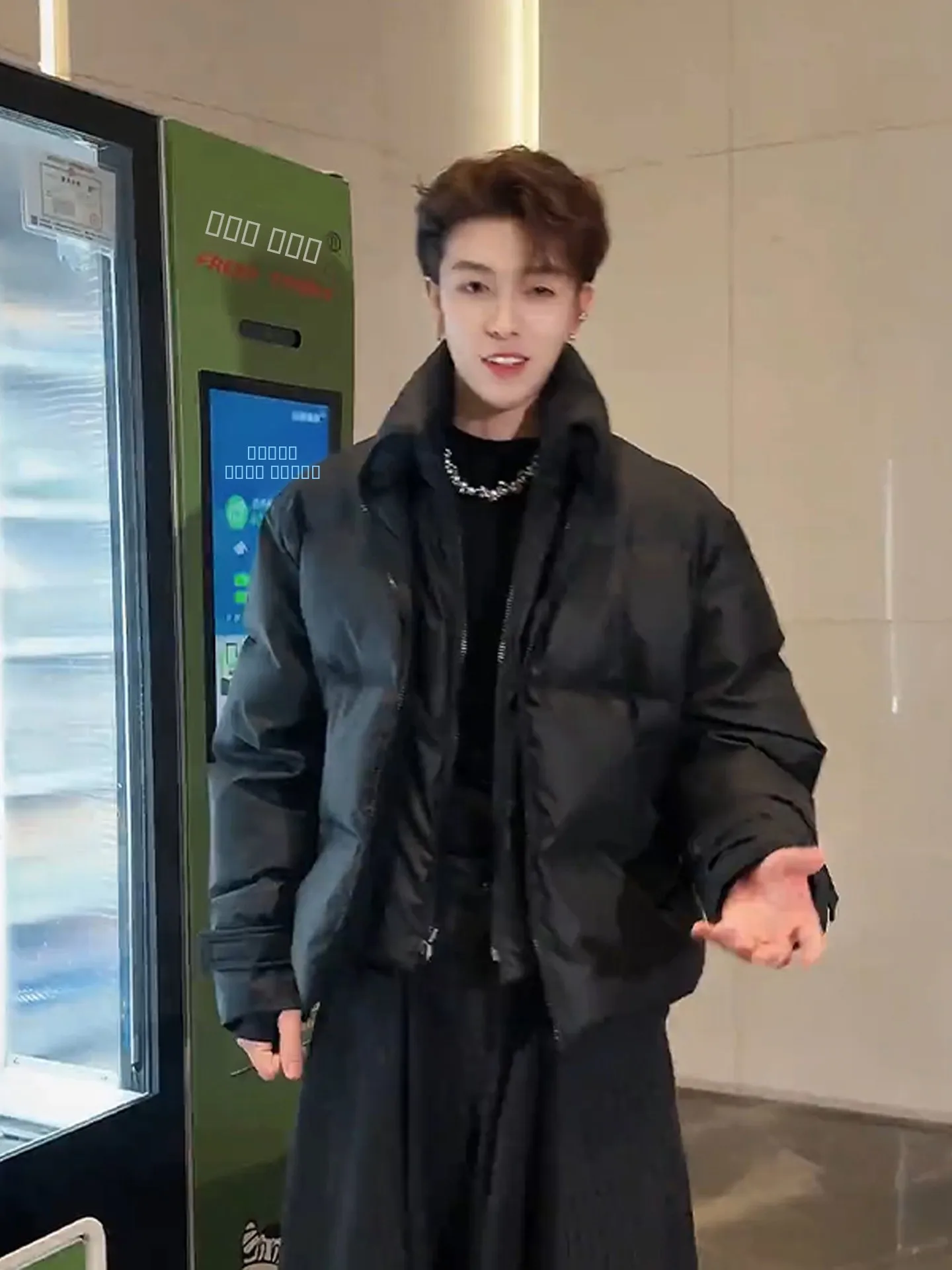 

Утепленная хлопковая куртка на молнии с U-образным вырезом для мужчин, зимняя теплая куртка с воротником-стойкой, модная брендовая хлопковая куртка, молодежный тренд