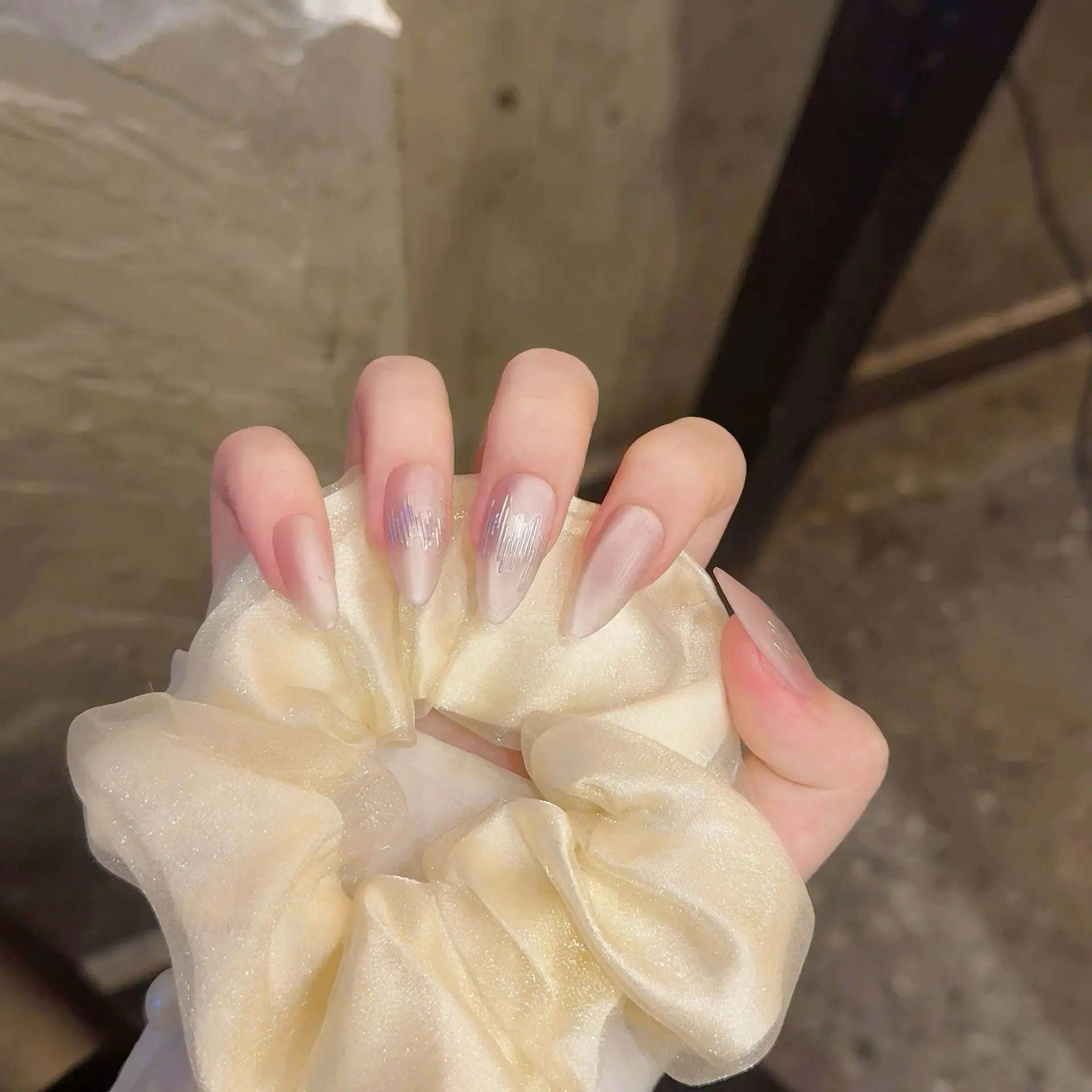 الصحافة اليدوية على الأظافر لامعة عين القط الأظافر وهمية مع تصميم اللؤلؤ زهرة الوردي يمكن ارتداؤها غطاء كامل موضة اللوز الأظافر كاذبة #5