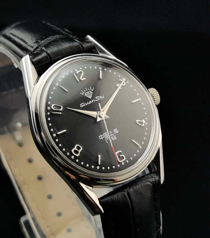 Shanghai Diamond Brand Watch Mechanical Watch Manual Winding Old Domestic Stock Retro Watch 17 Diamond 8120 Movement