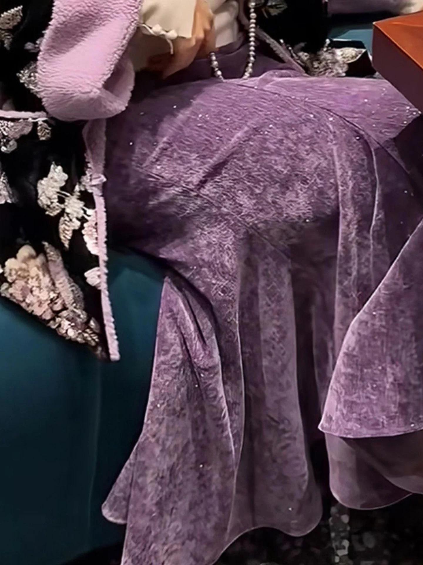 Fashionable Fish Tail Skirt with Embedded Diamonds in Purple Color Versatile for All Seasons High Waist Design for Women