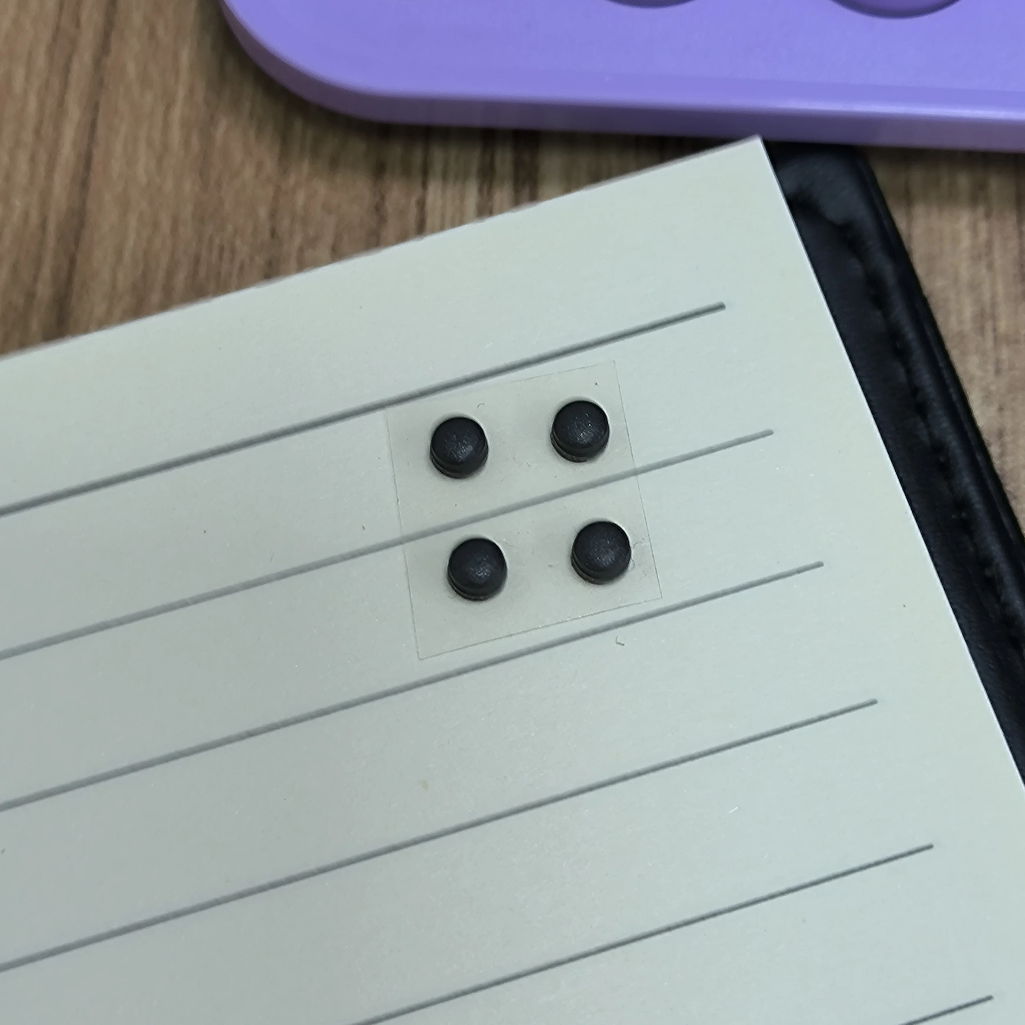 الأصلي العلوي LCD مسامير ثقب غطاء ل نينتندو d جديد 3DS XL LL وحدة التحكم الأمامي الخلفي برغي قواعد مطاطية غطاء