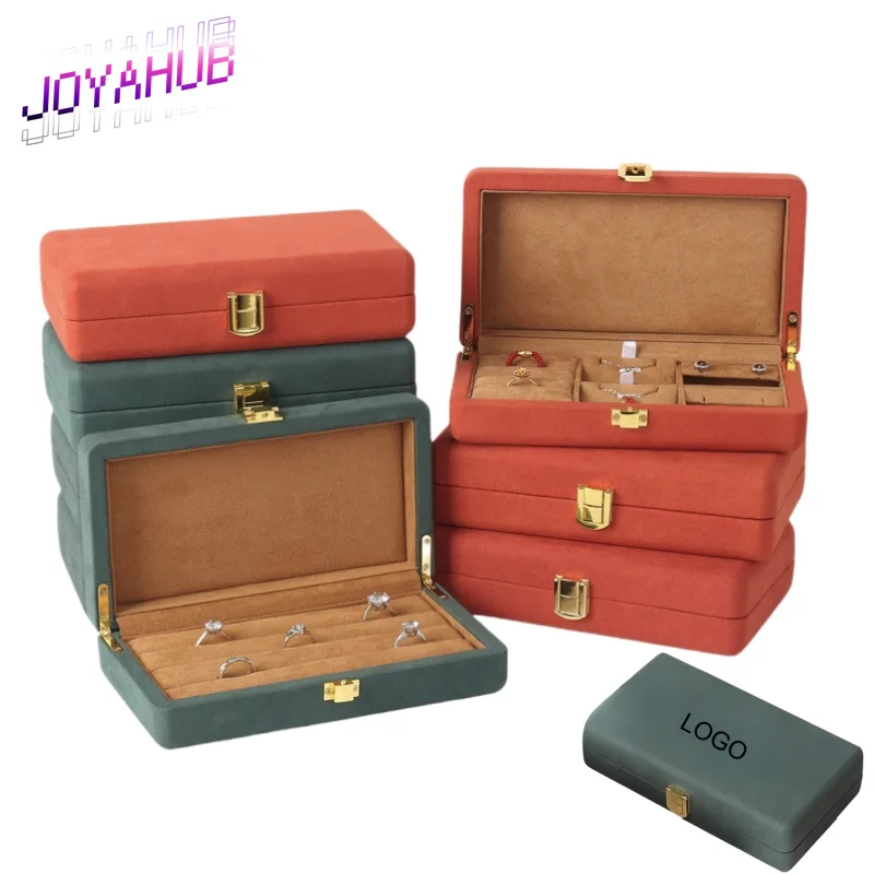 Free Laser Engraved Custom Logo Luxury Jewelry Box-Latch Microfiber Organizer with Rounded Corners for Earring/Rings/Pendants