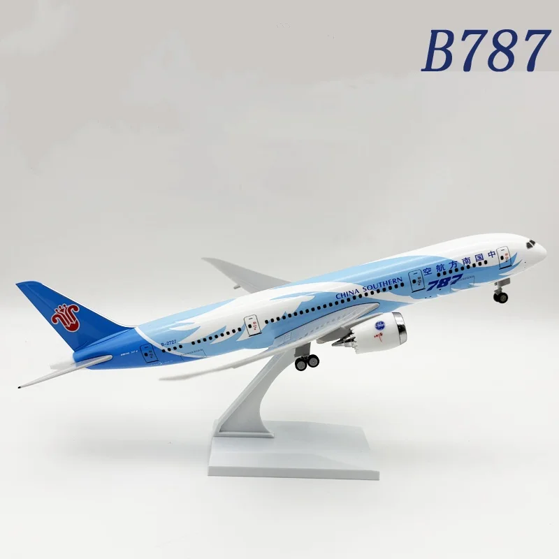 

Масштабная модель самолета China Southern Airlines B787 (30 см, 1/240) из литого металла, с подставкой и колесами, для мальчиков, в качестве подарка для любителей авиации.