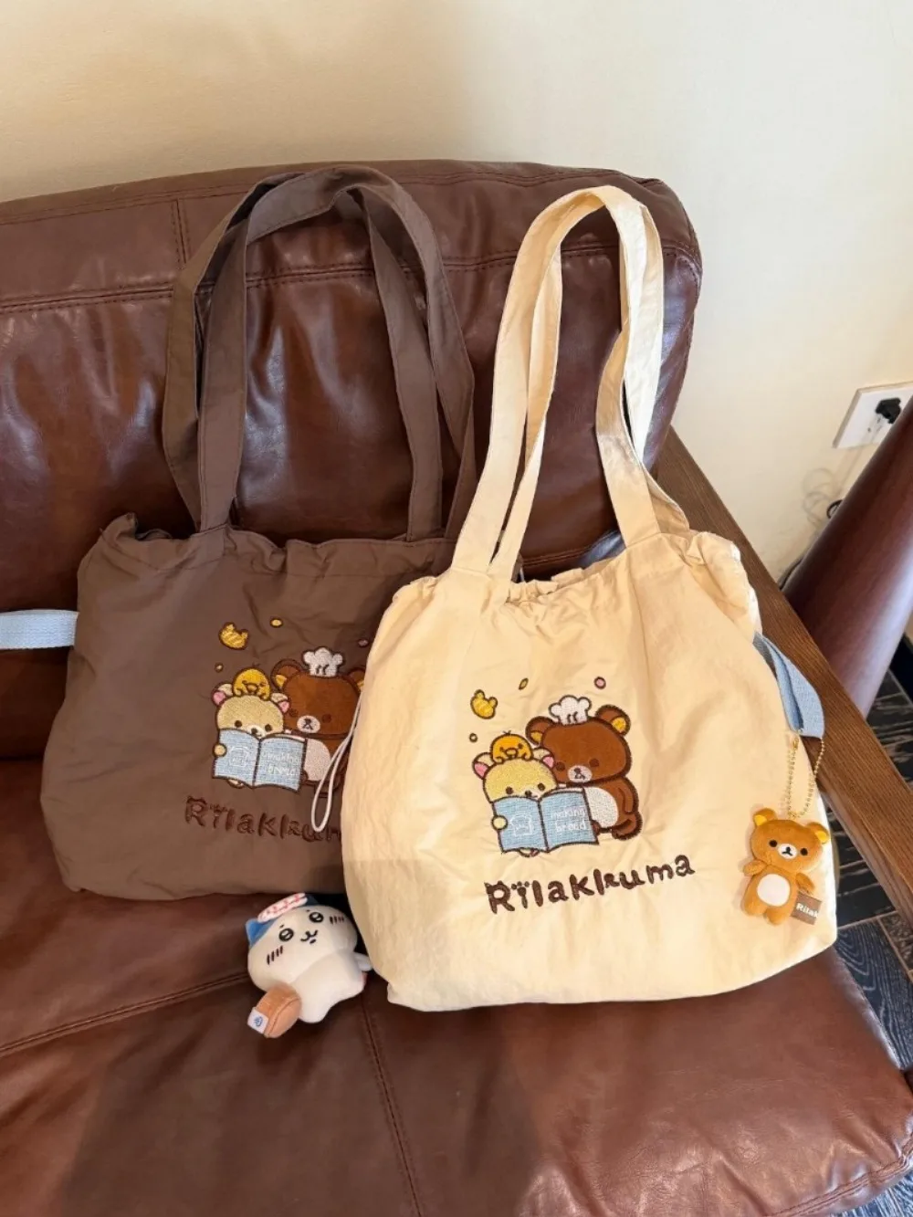 

Kawaii Rilakkuma Women's Cartoon Cute Embroidered Shoulder Bag Nylon Waterproof Large Capacity Tote Bag Commuter Girl Gifts Toys