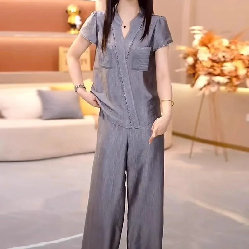 

2025 Female Light Luxury Short Sleeves Outfit Korean Women Large Size 4XL Leisure 2PCS Summer Ladies Solid Color Two-piece Set