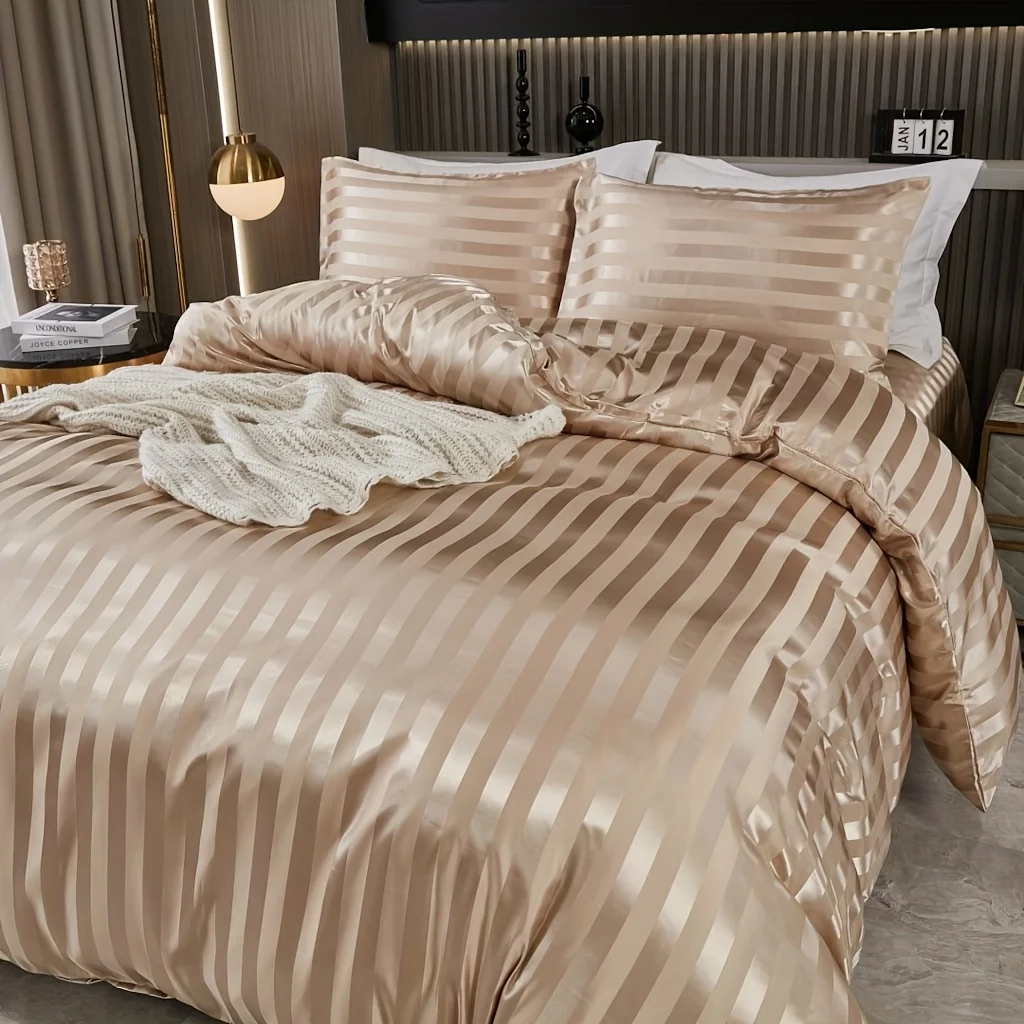 3-teiliges Set aus schlichtem und klassischem Satin-Bettwäsche-Set mit Streifenmuster, geeignet für Schlafzimmer, Studentenwohnheime und Hotels, ideal als Geschenk für die Feiertage. – Detail 3