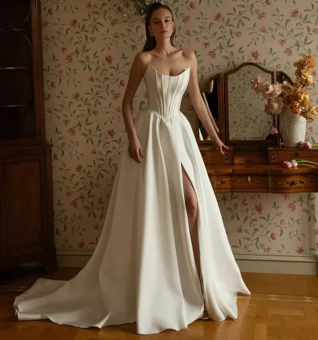 

Classic A-line Wedding Dress 2026 Scoop Side Slit Sweep Train Satin Bridal Gown Bride Dresses Vestido De Noiva