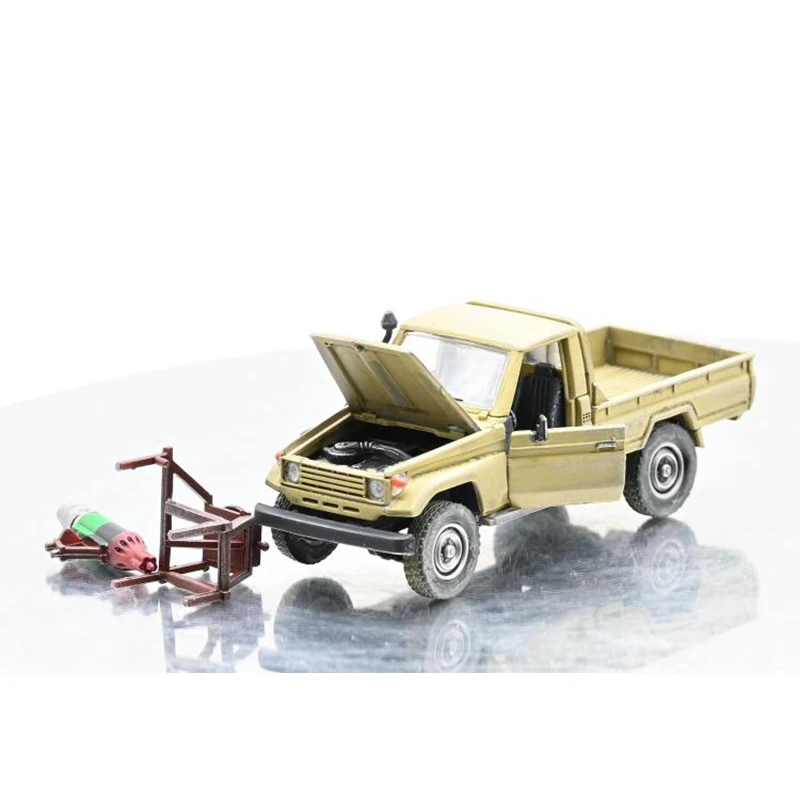 AM 1:72 Scale Plastic Double Door Pickup Truck+transmitter Heavy-duty Toy Car Model Classics Adult Souvenir Gifts Static Display