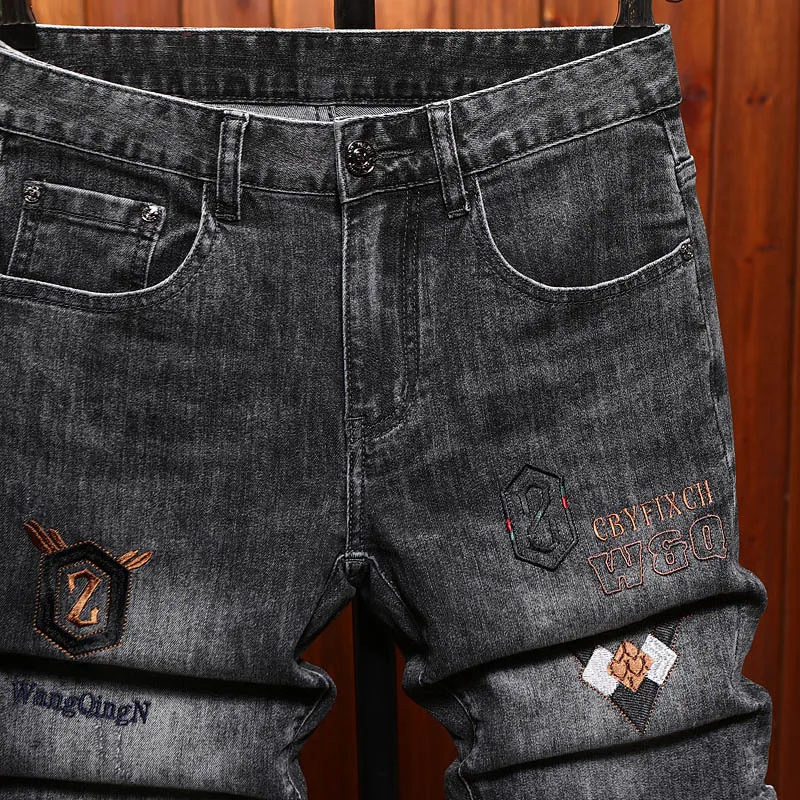High end embroidered printed denim shorts for men, light luxury, fashionable, slim fit, summer trend, five quarter pants