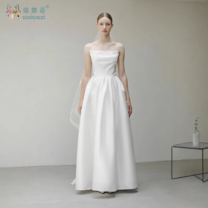 robe-de-mariee-minimaliste-et-haut-de-gamme-dernier-style-coreen-proposition-de-fiancailles-robe-de-mariee-en-plein-air-costume-de-tir