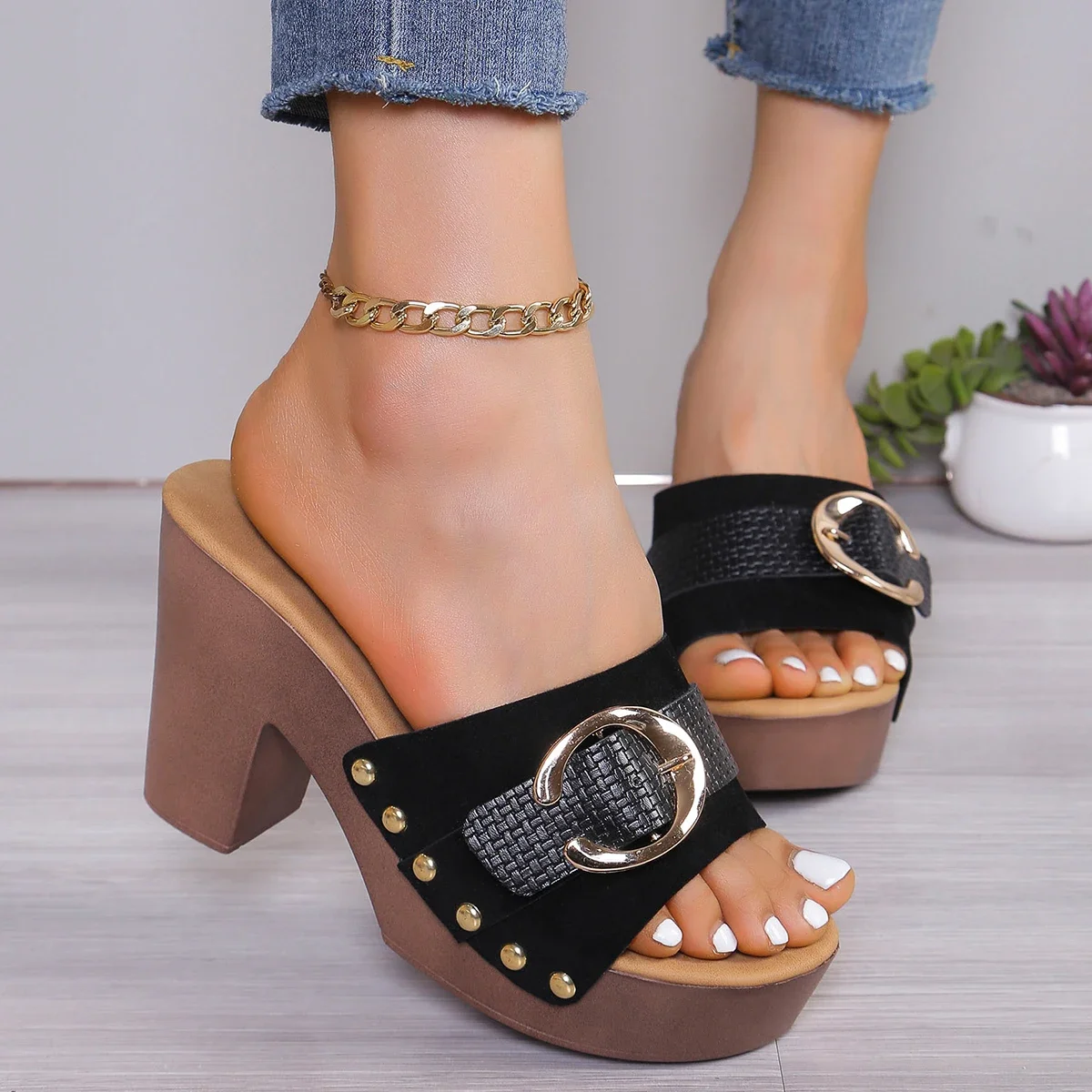 

Women Sandals 2024 New Summer Square High Heels Women Platform Casual Rivet Peep Toe Elegant Sandals Women Zapatos De Mujer