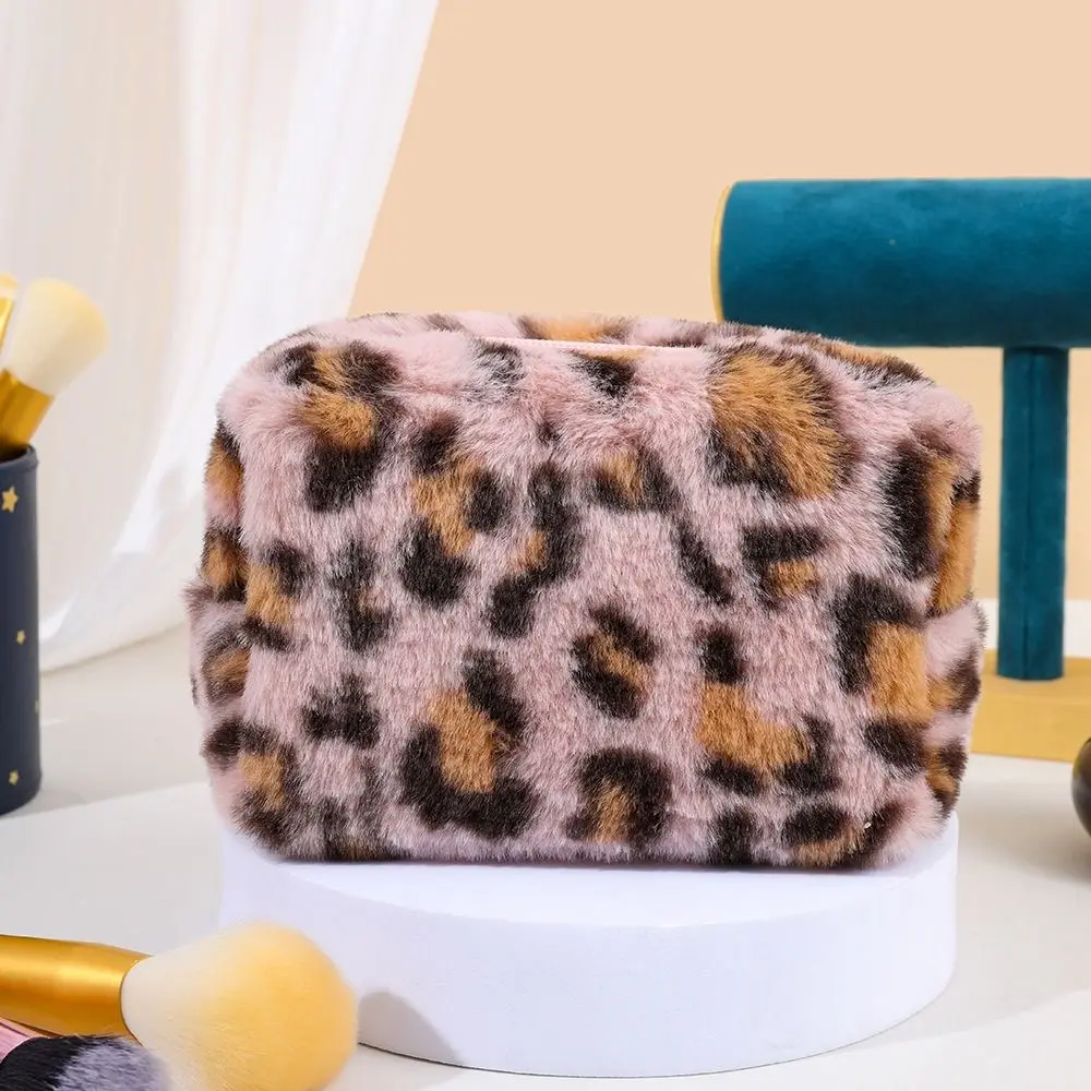 Leopard Print Plush Makeup Bags Soft Large Capacity Women's Cosmetic Pouch Lightweight Zipper Cosmetic Storage Organizer Travel