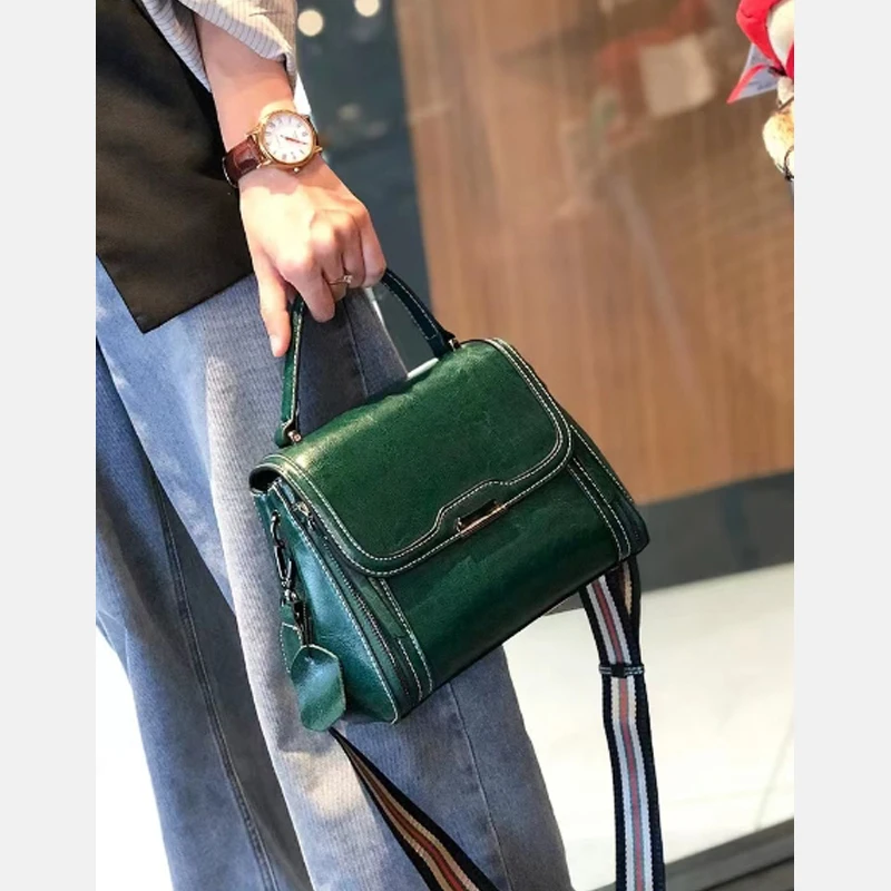 Female Retro Messenger Shoulder Bags Women Luxury Designer Oil Wax Cowhide Leather Handbags Lady Commuter Handbill Crossbody Bag