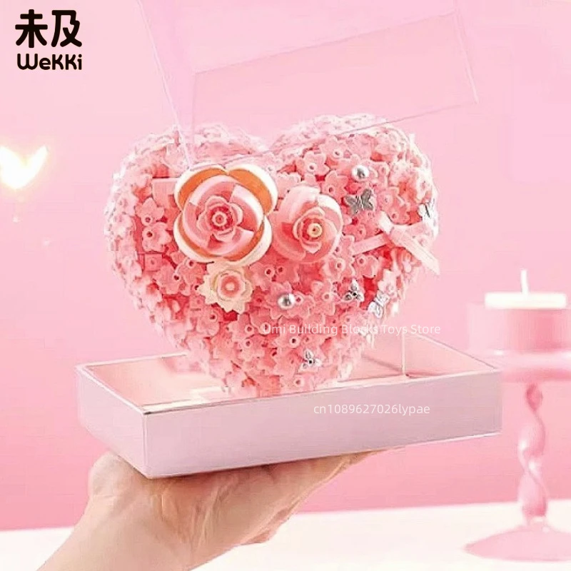 New Flower Heart Discourse Series Blocchi di fiori assemblati Modello giocattolo Kawaii Desktop Ornamenti carini Regali per bambini