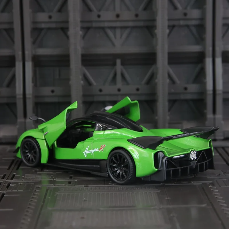 

Модель автомобиля Huayra R 1:32 из сплава, коллекционная, со звуком и светом, откатывающаяся, детская игрушка-машинка, подарок