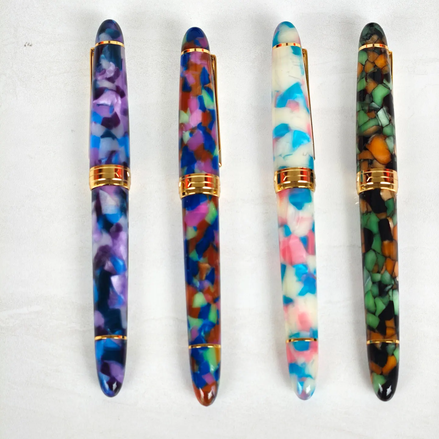 pluma-estilografica-kaigelu-356-edicion-limitada-2025-cuerpo-de-acrilico-en-forma-de-torpedo-con-experiencia-de-escritura-suave