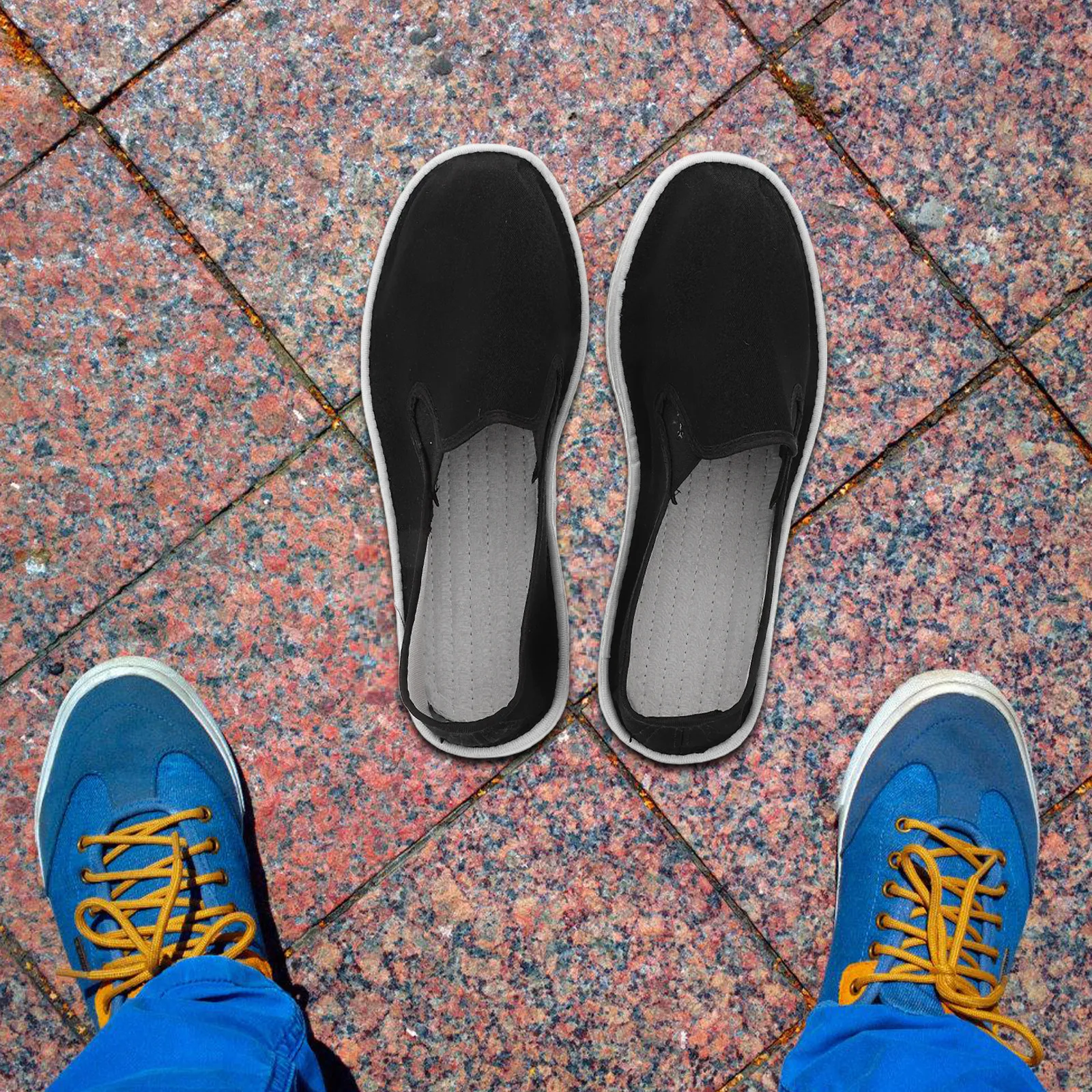 

1Set Traditional Chinese Kung Fu Shoes Men Taichi Training Thick Sole Cotton Sole Martial Arts Cloth Shoes