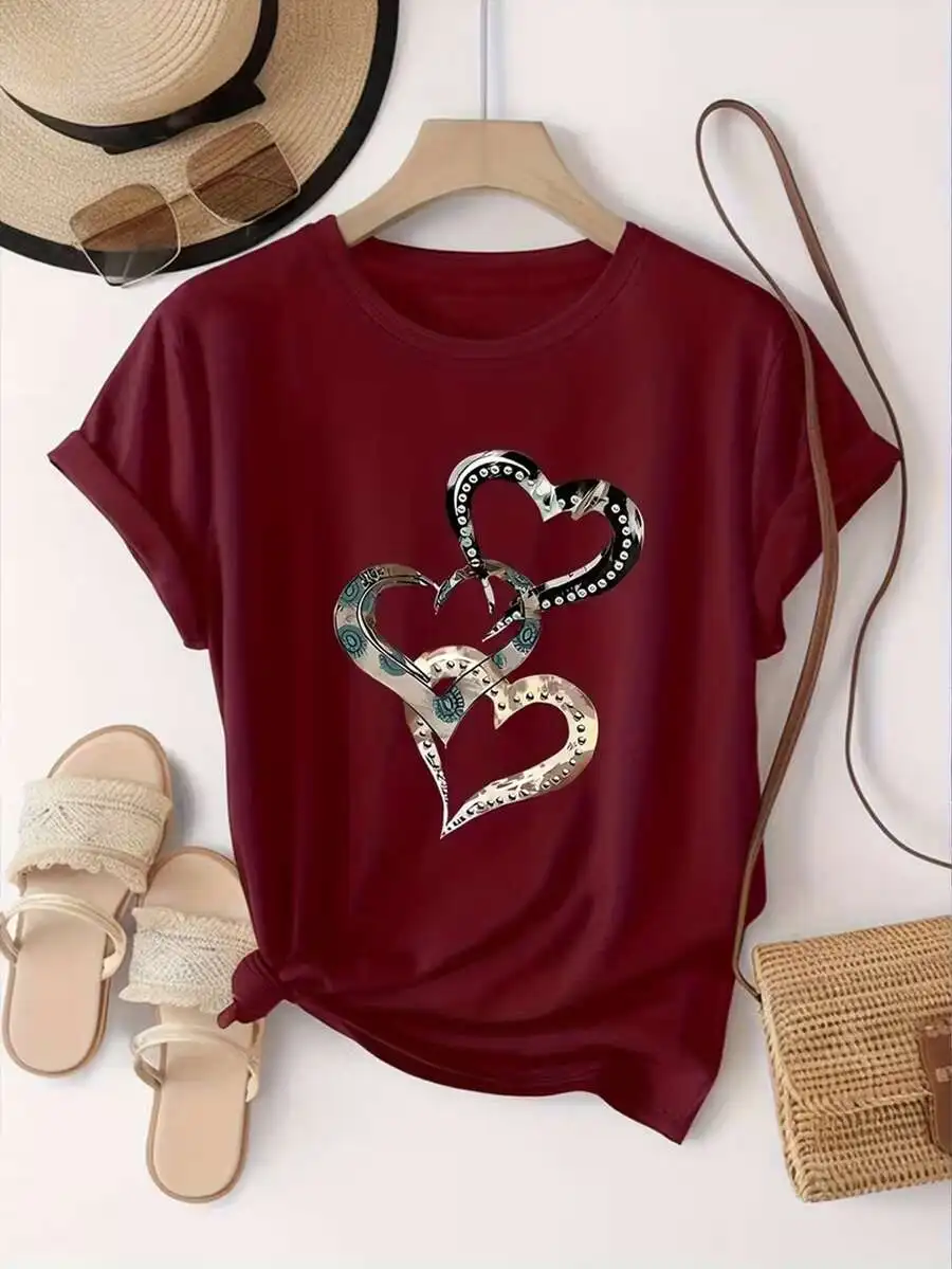 2026 Fashion New Heart Pattern Graphic Tee Women Round Neck Short Sleeve Versatile Daily Casual Basic Top Tee