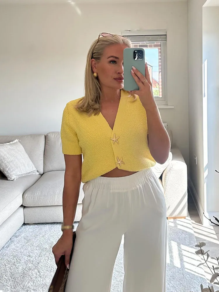 เสื้อครอปถักลายปลาดาวติดกระดุมแฟชั่นฤดูร้อนสำหรับผู้หญิง สไตล์เก๋ไก๋ คอวี แขนสั้น แจ็คเก็ตคาร์ดิแกน