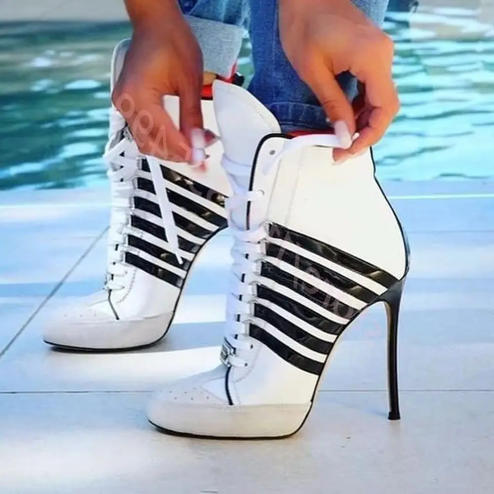 

Mixed Color Party Catwalk Casual Boots 2025 New Ins Style Street Fashion Sexy Ladies Short Boots Round Toe Stiletto Sneakers