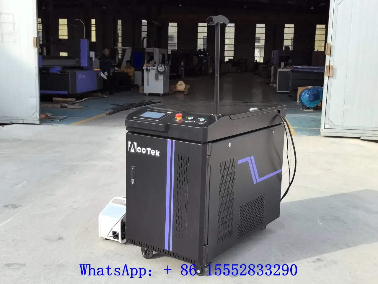 

4 in1 Fiber Laser Welding Machine 1500W Handheld Laser Welding 3 in 1 Cutting Cleaning Welding Machine With Weld Seam Cleaning