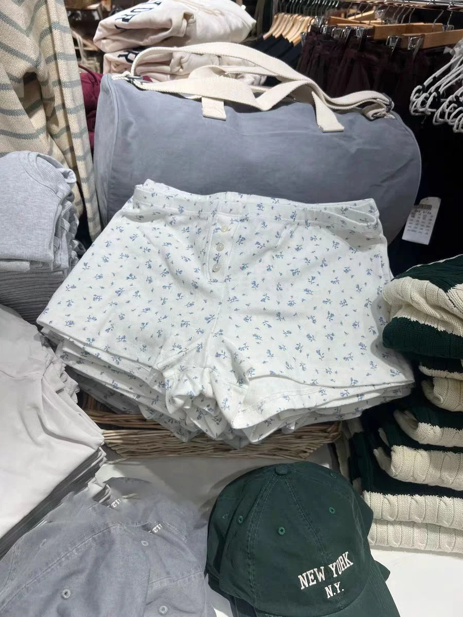 Shorts retos florais azuis para mulheres, roupas íntimas elásticas de cintura alta, caixa de três botões, casual fofa moda em casa