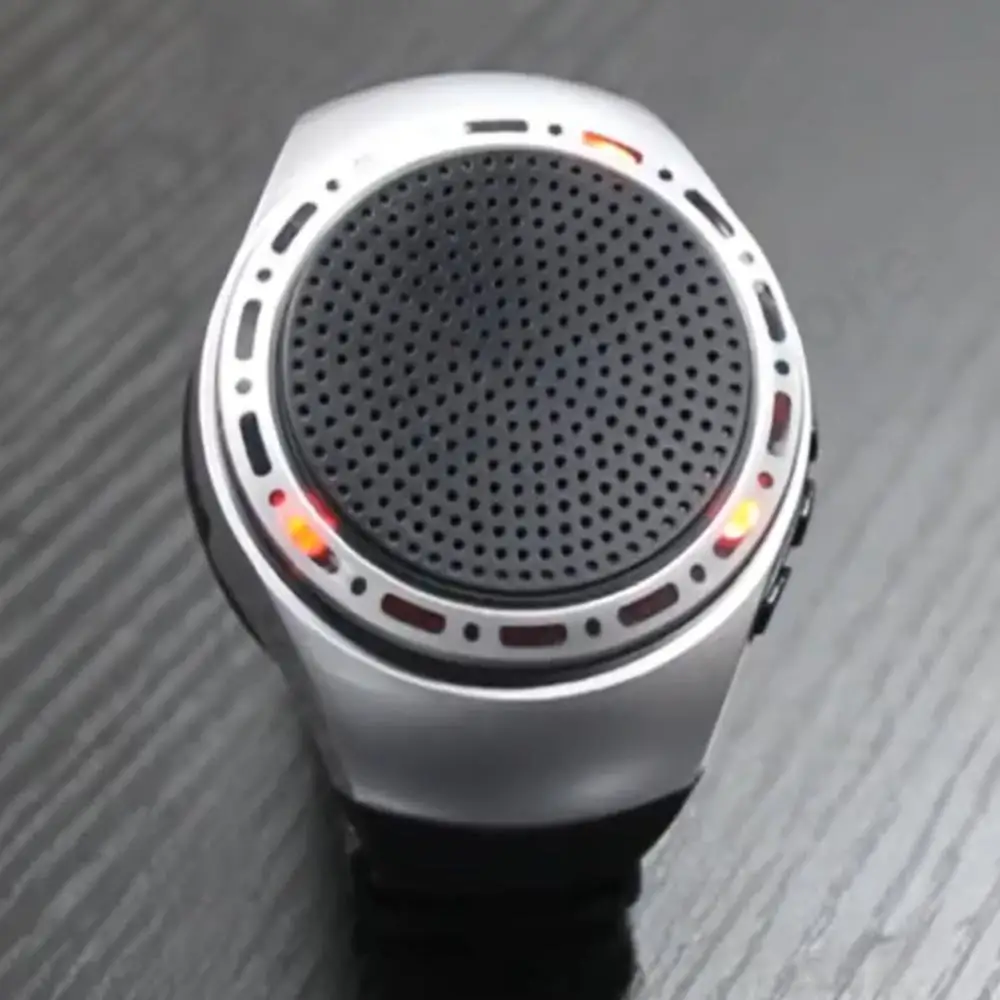 Altoparlante per orologio da polso portatile 500mAh Compatibile con Bluetooth Musica sportiva Radio FM Altoparlante wireless ricaricabile USB
