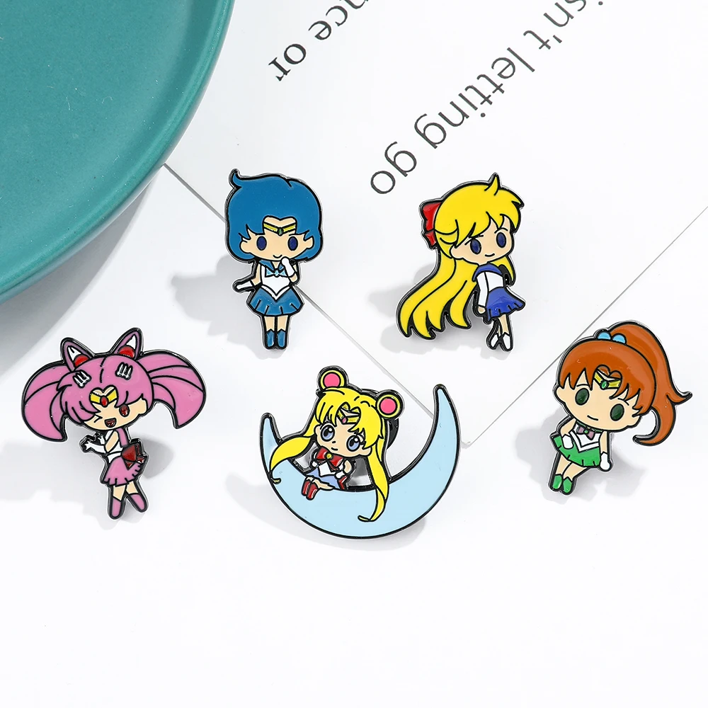 Anime Sailor Moon Enamel Pin Cute Cartoon Figure Tsukino Usagi Metal Badge Brooch Jacket Jeans Lapel Pin Jewelry Accessories