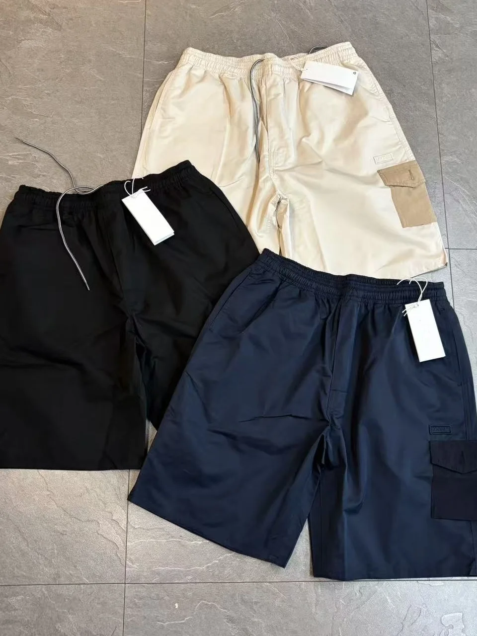 Street Style Anti-Wrinkle Multi-Pocket 3D Tailored Shorts Board Shorts in Contrasting Colors Durable Men's Summer Shorts