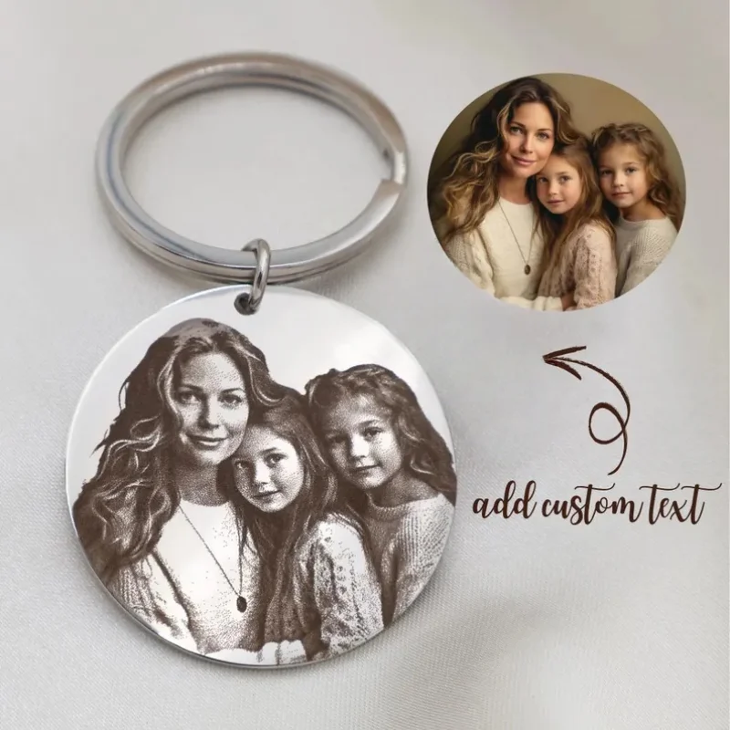 صورة مخصصة محفورة سلسلة مفاتيح من الفولاذ المقاوم للصدأ صورة شخصية محفورة كيرينغ لعشاق هدية عيد الميلاد الفريدة المخصصة
