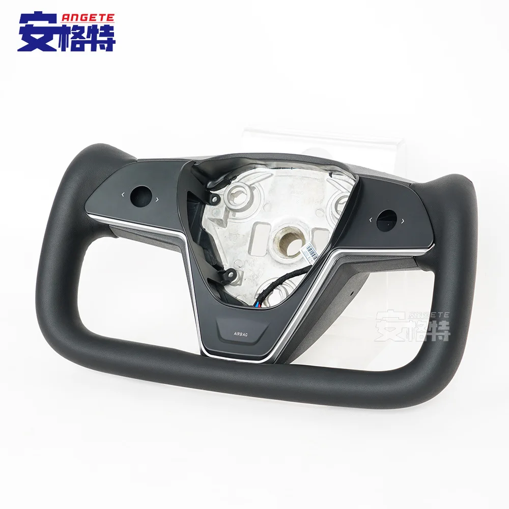 

The list price is oneApplicable to:Suitable for Tesla model3/y yoke wheel black aircraft steering wheel car modification Uco TES