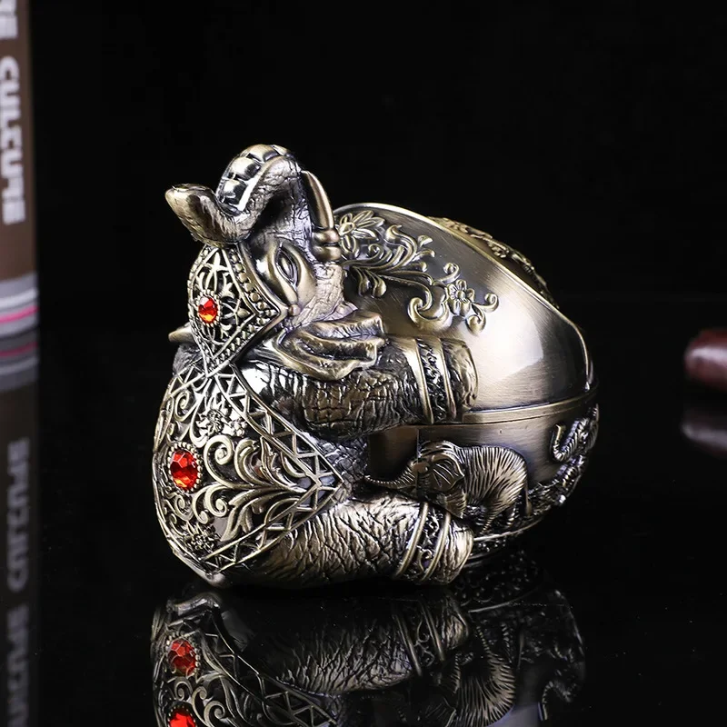 

Portable Metal Lid With Elephant Windproof Ashtray Tobacco Tray Decorative Vintage Cigarette Holder Smoking