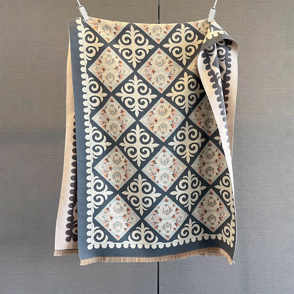 Neue Mode Winter Duplex Druck Kaschmir Schal Frauen Hohe Qualität Verdicken Wrap Schal Damen Pashmina Jacquard Schals Luxus – Detail 23
