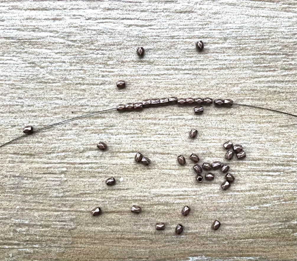 

500pcs 2.6x2.8x3.2mm,hole 1.6mm Alloy metal geometric spacer bead for jewelry handmade HW2872