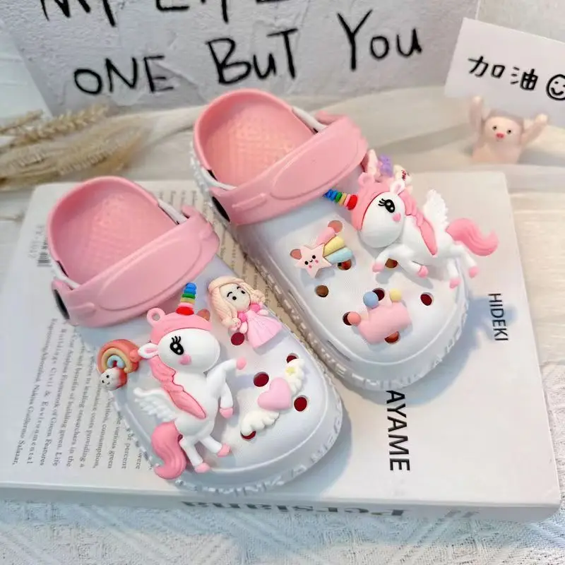 Pantofole per bambini ragazza simpatico cartone animato 3D Pony moda versatili sandali da principessa ragazza antiscivolo pantofole da spiaggia per