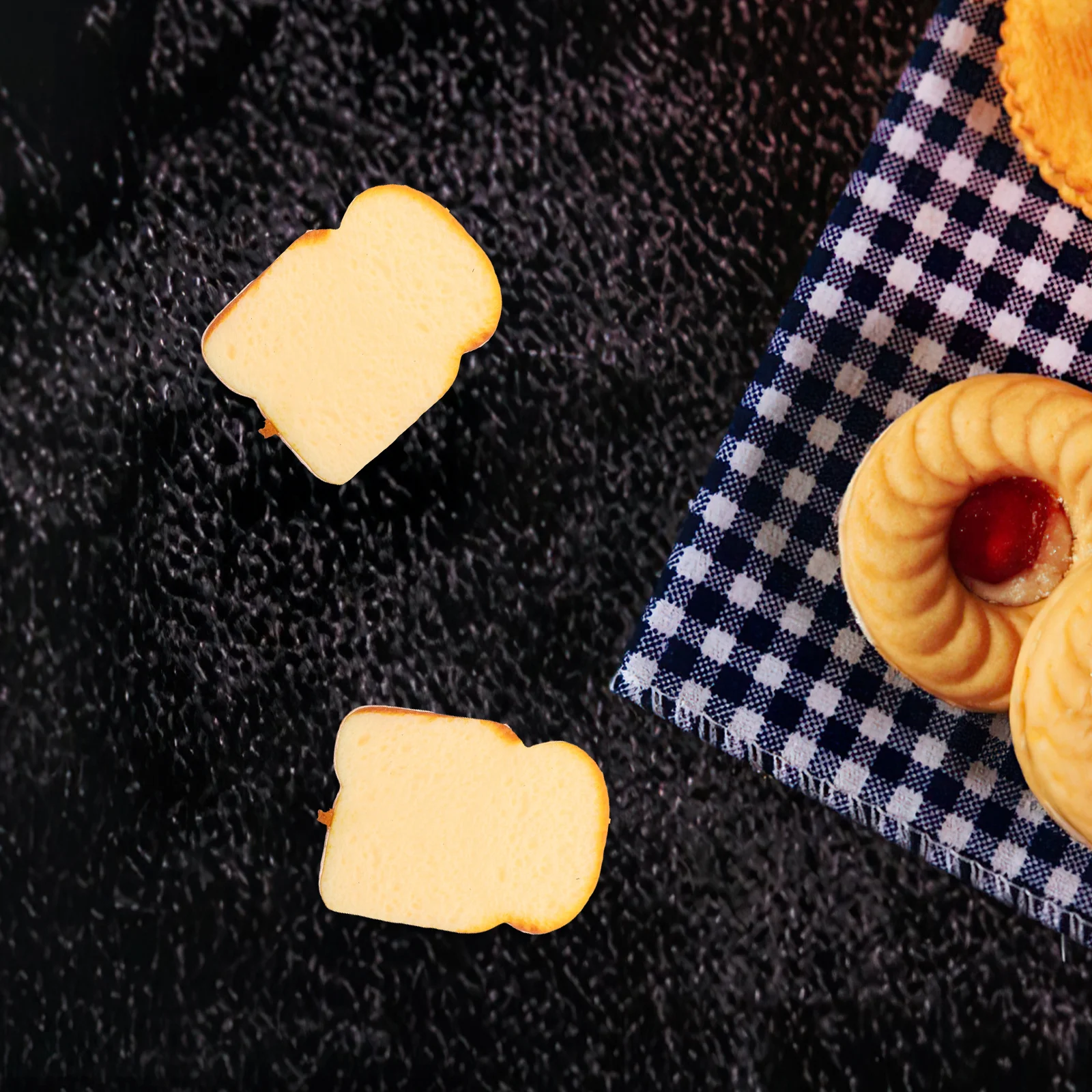 10 قطعة شرائح الخبز المحمص المقلدة النابضة بالحياة تصميم فريد من نوعه للمنزل والمخابز والبقالة وديكورات الحفلات #4