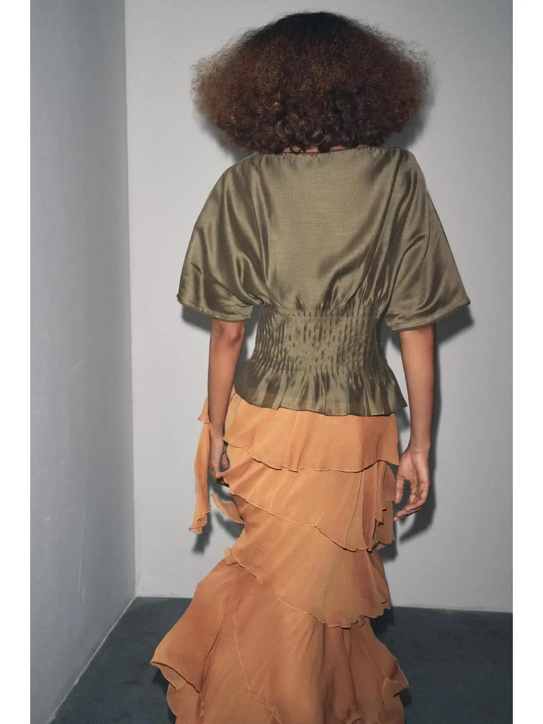 عادية Sle محبوك ort Sve واحد oulder الخصر Cinched المرقعة الصغيرة مطوي المرأة Faion الخريف الشتاء الأعلى