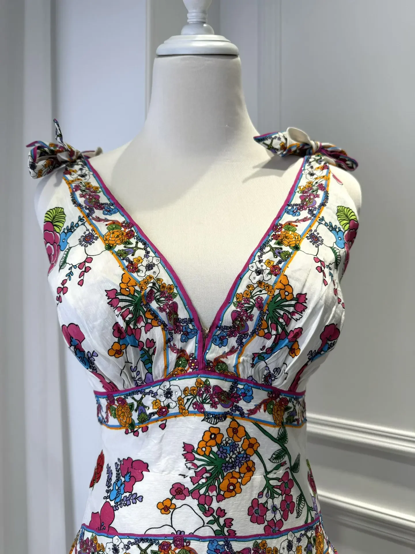 Short Robes for Ladies 2024 New Spring Summer  Silk Linen Flower Printed Beaded V-Neck Lace-up Casual Strap Mini Dress
